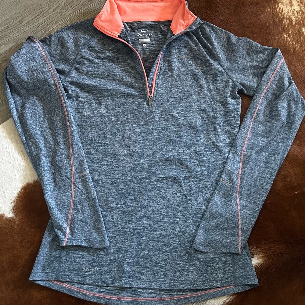 Nike Element Dri-Fit Heather Gray and Coral Quarter-Zip Pullover, Small